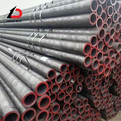 أنابيب الفولاذ الكربوني الدقيقة غير الملحومة St52 ، St35 ، St42 ، St45 ، X42 ، X52 المطاط الساخن
