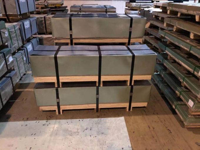 BS صفيحة الفولاذ الكربوني الصفيحة 2b Ba الصفيحة الفولاذية الخفيفة المطاطية بالساخنة Ss400 St37 Ss330 3